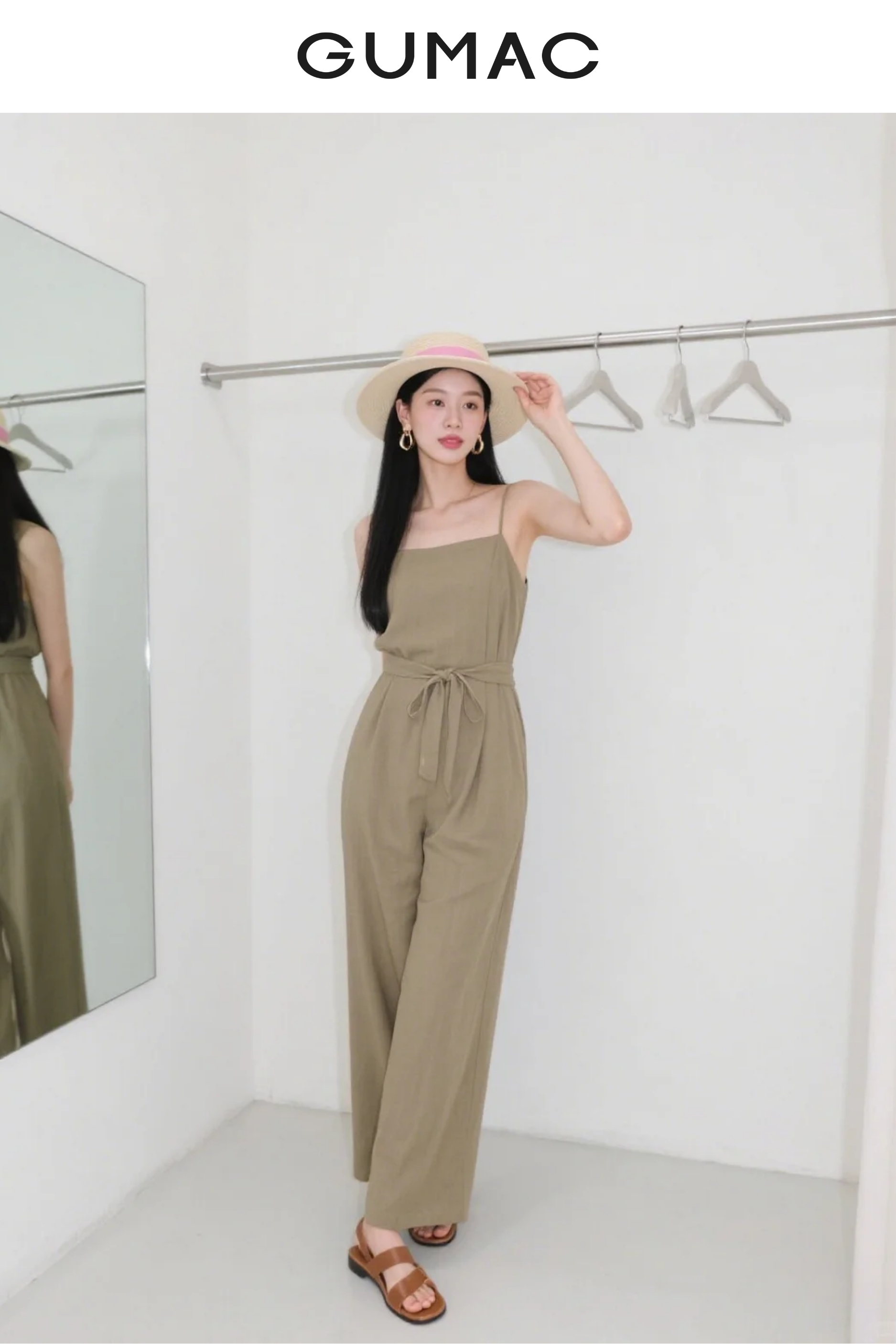 outfit jumpsuit dang suong di du lich